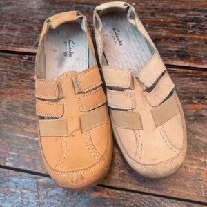 Clarks Collection Womens Brown Leather Slip On Comfort Flats US size 8.5